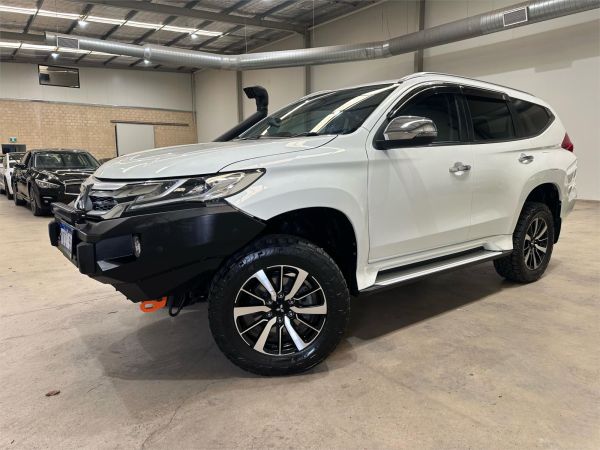 2017 MITSUBISHI PAJERO SPORT 4D WAGON MY17 GLS (4x4) 7 SEAT image