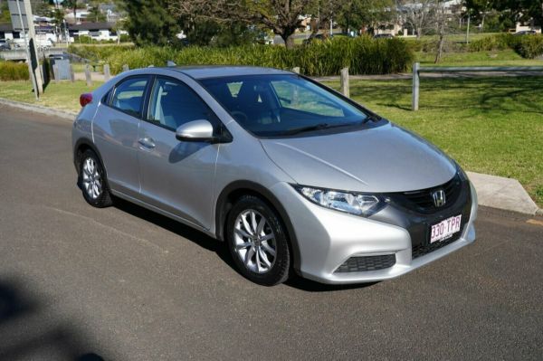 2013 Honda Civic FK MY13 VTi-S Silver 6 Speed Manual Hatchback image
