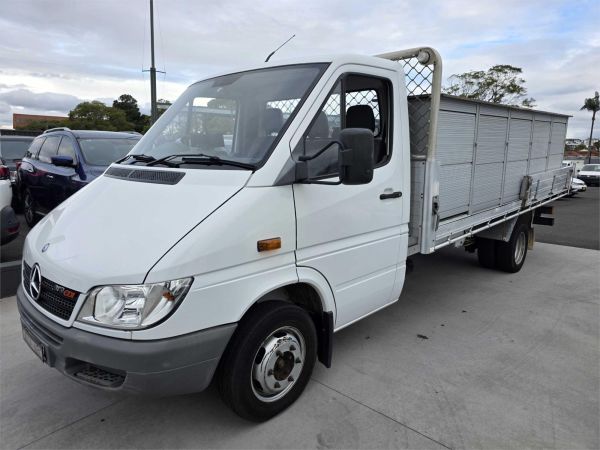 2005 Mercedes-Benz Sprinter Cab Chassis MY05 413CDI image