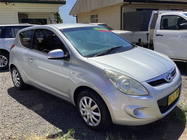 2010 HYUNDAI i20 3D HATCHBACK PB MY11 ACTIVE image