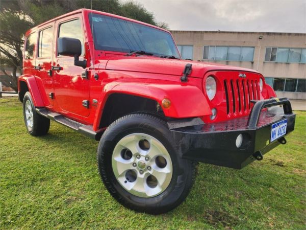 2015 Jeep Wrangler Unlimited Hardtop Overland (4x4) JK MY15 image