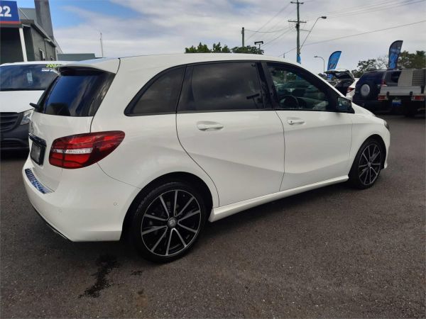 2017 MERCEDES-BENZ B200 5D HATCHBACK 246 MY17.5 image