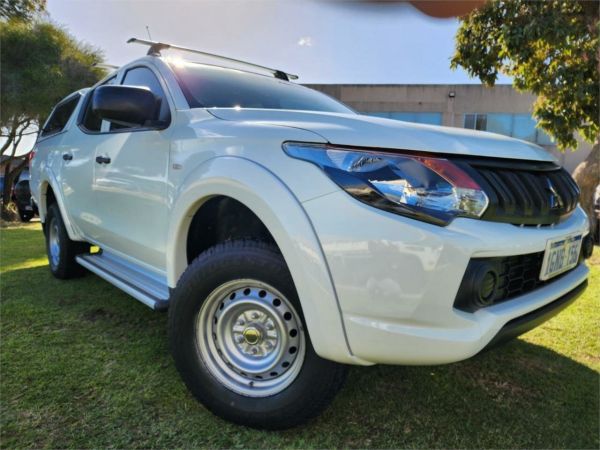 2017 Mitsubishi Triton Dual Cab Utility GLX (4x4) MQ MY17 image