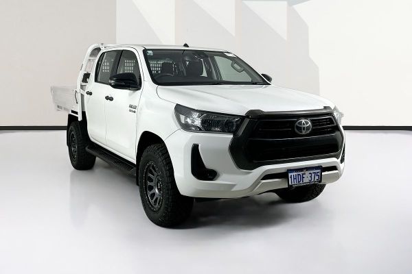 2020 Toyota HILUX SR (4x4) GUN126R MY19 UPGRADE 4X4 image