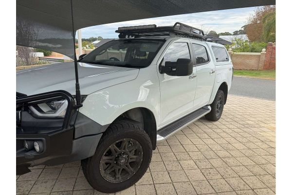2022 Isuzu D-MAX LS-U+  4X4 image