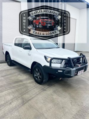 2024 TOYOTA HILUX DOUBLE CAB P/UP GUN126R SR 48V (4x4) image