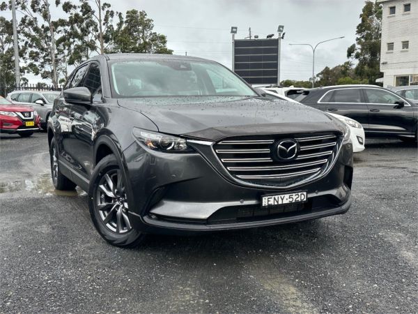 Supreme × Vans Sid \