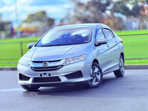 2015 Honda Grace Sedan GM4 HYBRID LX NAVIGATION SPECIAL PACKAGE image