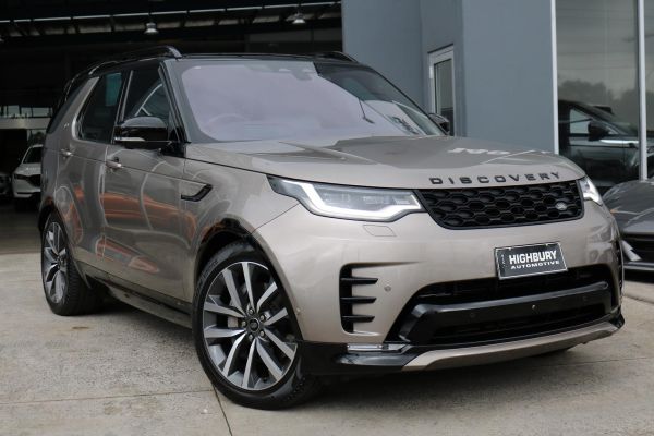 2021 Land Rover Discovery SUV D300 R-Dynamic SE Series 5 image