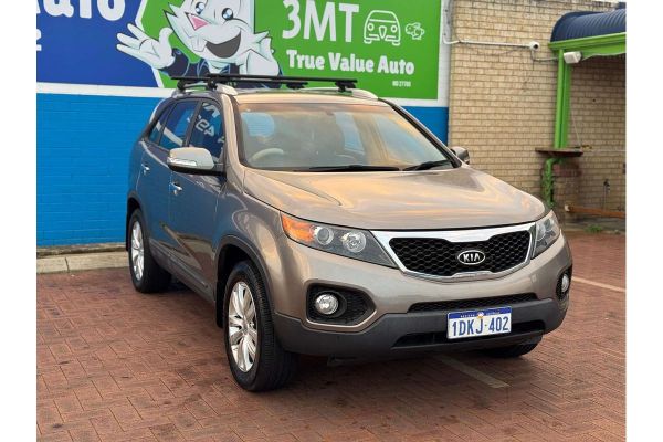 2010 Kia Sorento SLi XM image
