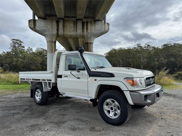 2020 TOYOTA LANDCRUISER C/CHAS VDJ79R GXL (4x4) image