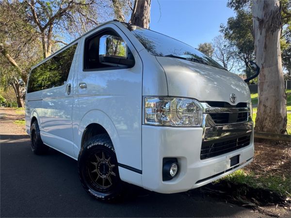 2020 TOYOTA HIACE van GDH206R MY20 UPGRADE 2020 Super GL 4WD 4WD Super GL: image