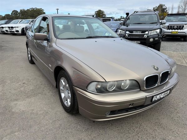 2003 BMW 5 Series Sedan E60 525i image