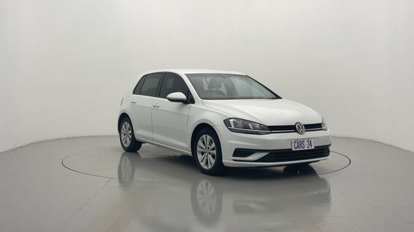 2018 Volkswagen GOLF 110 TSI TRENDLINE Hatchback image