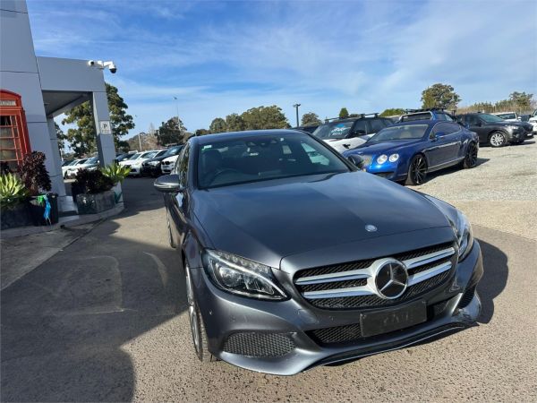 2015 Mercedes-Benz C-Class Sedan W205 C250 image