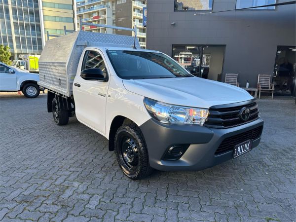 2021 TOYOTA HILUX C/CHAS TGN121R FACELIFT WORKMATE image