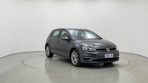 2017 Volkswagen GOLF 110 TSI Comfortline Hatchback image