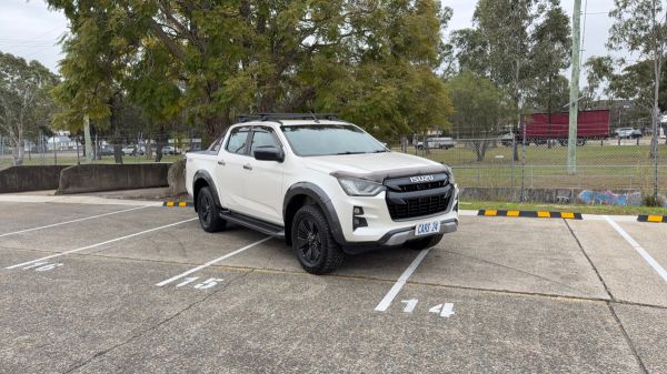 2021 Isuzu D-MAX X-Terrain (4x4) Utility image