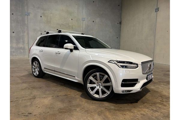 2017 Volvo XC90 T6 Inscription image