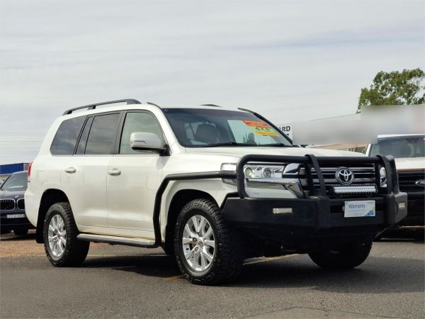 2020 Toyota Landcruiser Wagon VDJ200R VX image