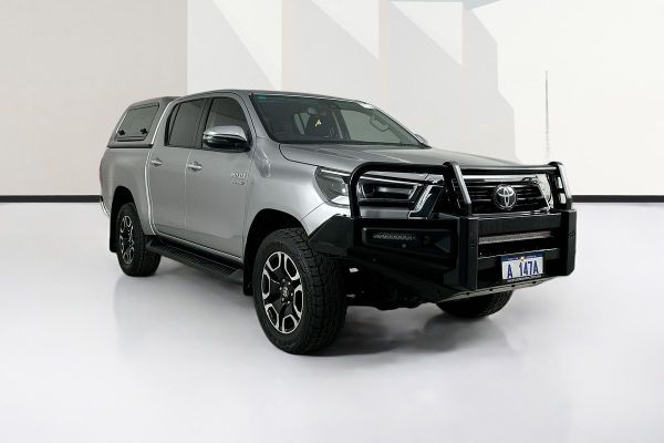 2021 Toyota HILUX SR5 (4x4) GUN126R FACELIFT 4X4 image