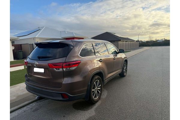 2018 Toyota Kluger GXL GSU50R image