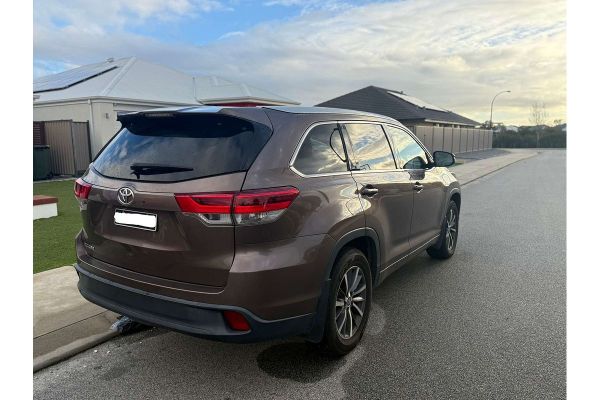 2018 Toyota Kluger GXL GSU50R image