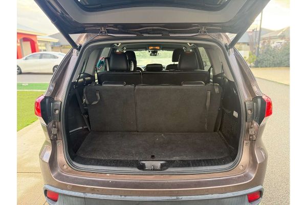 2018 Toyota Kluger GXL GSU50R image