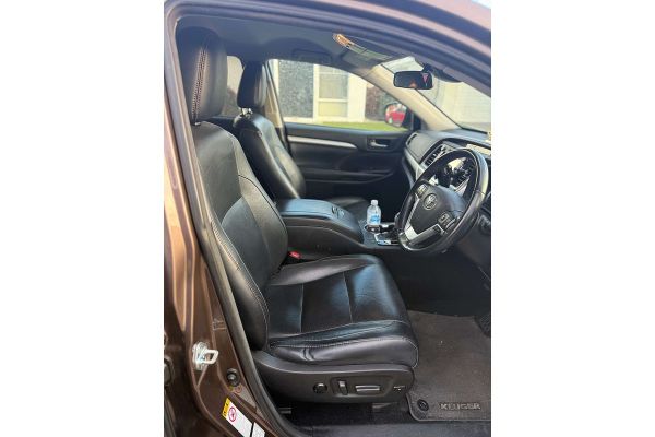 2018 Toyota Kluger GXL GSU50R image