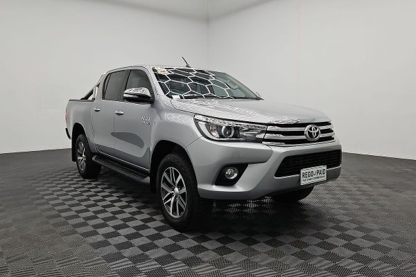 2016 Toyota Hilux SR5 GUN126R 4X4 image