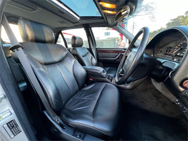 1996 Mercedes-Benz S-Class Sedan W140 S500 image