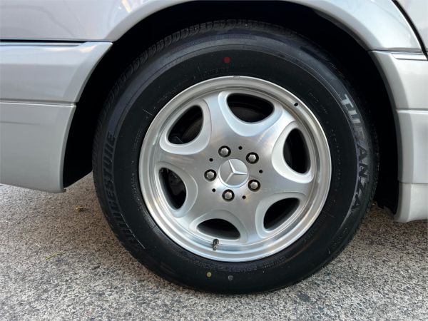 1996 Mercedes-Benz S-Class Sedan W140 S500 image