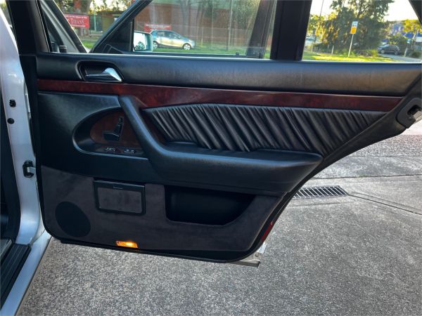 1996 Mercedes-Benz S-Class Sedan W140 S500 image