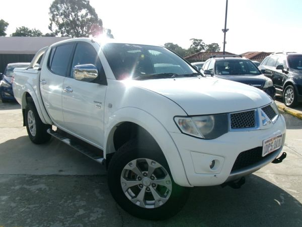 2011 Mitsubishi Triton MN MY11 GLX-R Double Cab White 5 Speed Sports Automatic Utility image