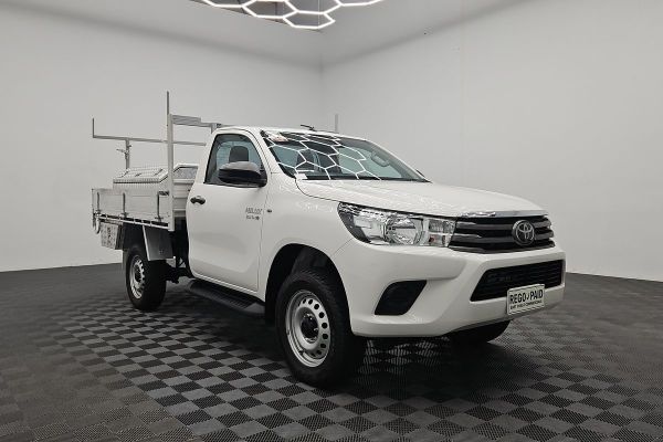 2020 Toyota Hilux SR GUN126R 4X4 image