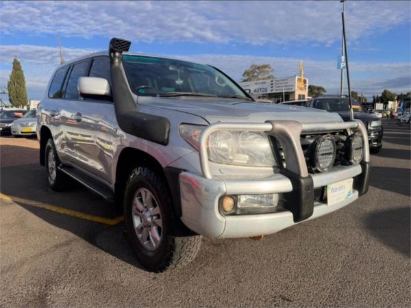 2009 Toyota Landcruiser Wagon VDJ200R Sahara image