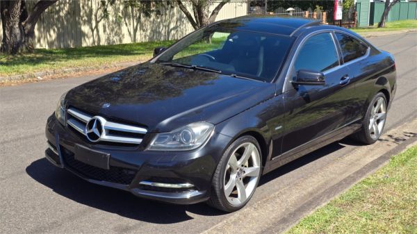 2011 MERCEDES-BENZ C250 2D COUPE W204 MY11 BE image