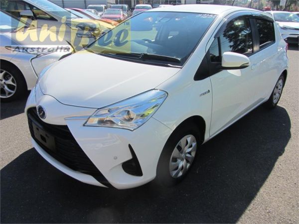 2018 Toyota Vitz Hatchback NHP130 Hybrid image