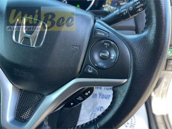 2018 Honda Fit Hatchback GP5 Hybrid image