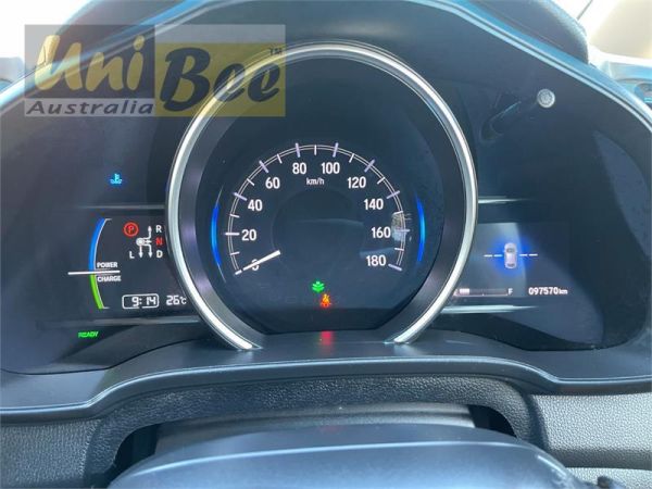 2018 Honda Fit Hatchback GP5 Hybrid image