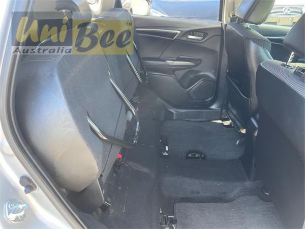 2018 Honda Fit Hatchback GP5 Hybrid image