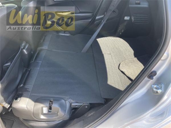 2018 Honda Fit Hatchback GP5 Hybrid image