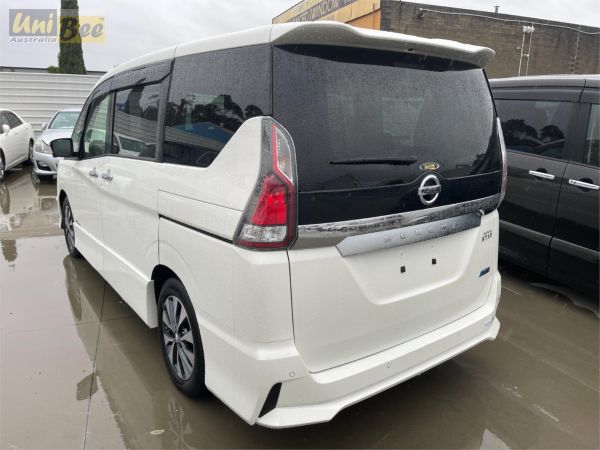 2016 Nissan Serena Wagon GFC27 Hybrid image
