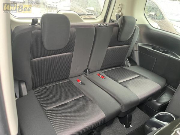 2016 Nissan Serena Wagon GFC27 Hybrid image