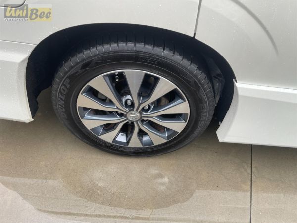 2016 Nissan Serena Wagon GFC27 Hybrid image