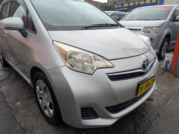 2012 TOYOTA RACTIS image