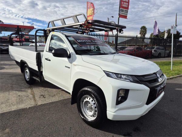 2020 MITSUBISHI TRITON C/CHAS MR MY20 GLX image
