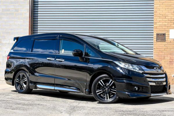 2017 Honda Odyssey Wagon RC4 Hybrid Absolute Honda Sensing image