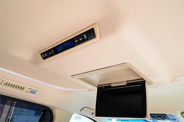 2017 Toyota Vellfire Wagon AGH30 Welcab image