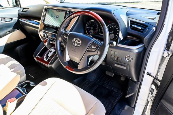 2017 Toyota Vellfire Wagon AGH30 Welcab image